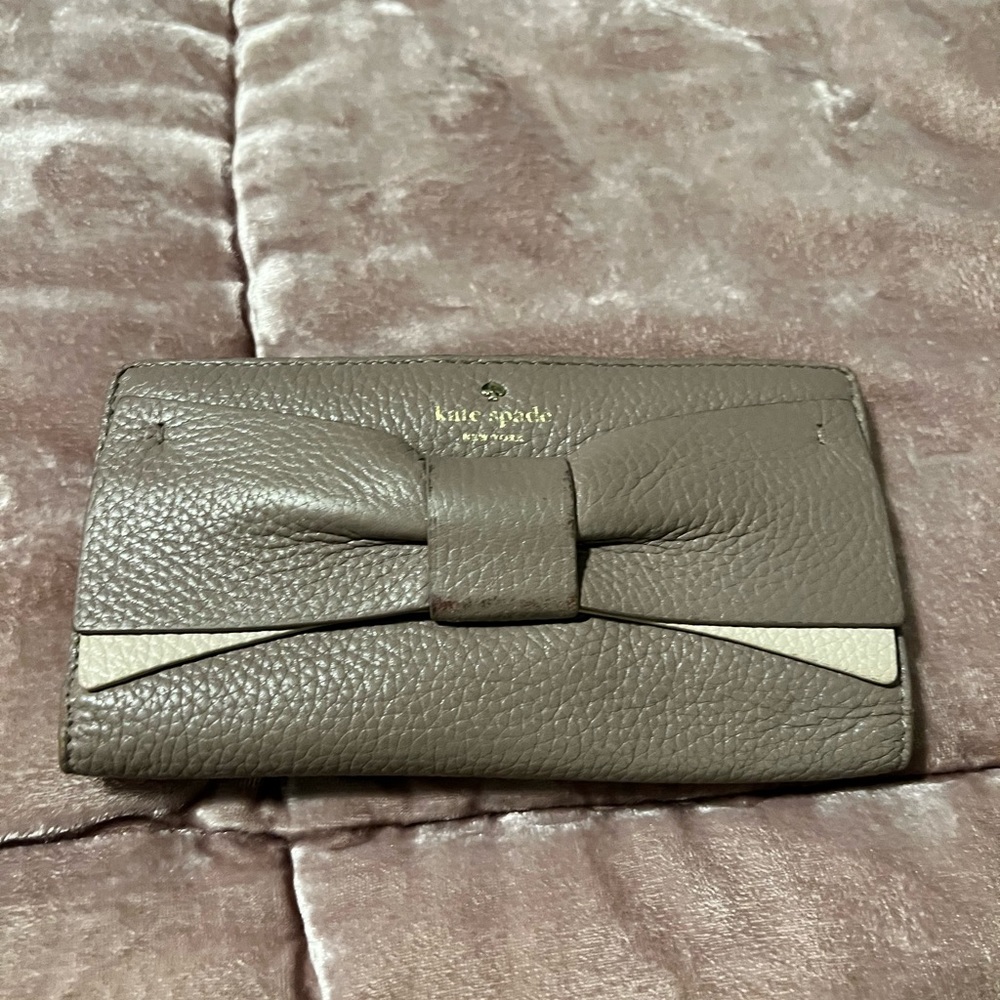 Kate Spade Bow Wallet